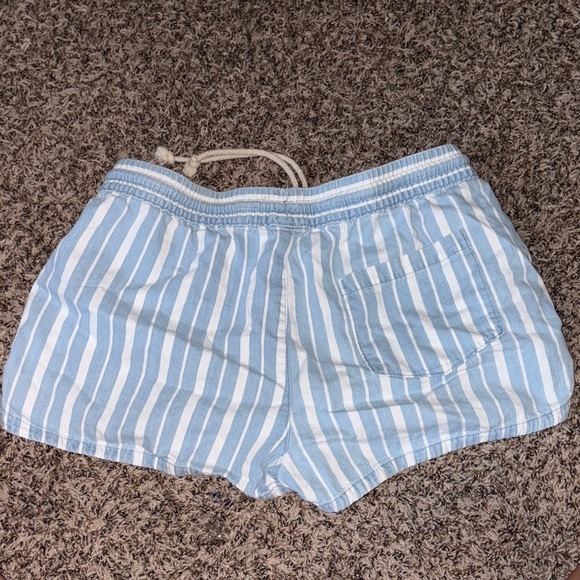 Aerie Striped Blue Women's Beach Shorts w Pockets - Picture 2 of 3